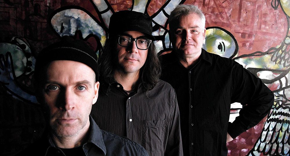 The Messthetics (members of Fugazi), Lisa Bella Donna, Unmonumental